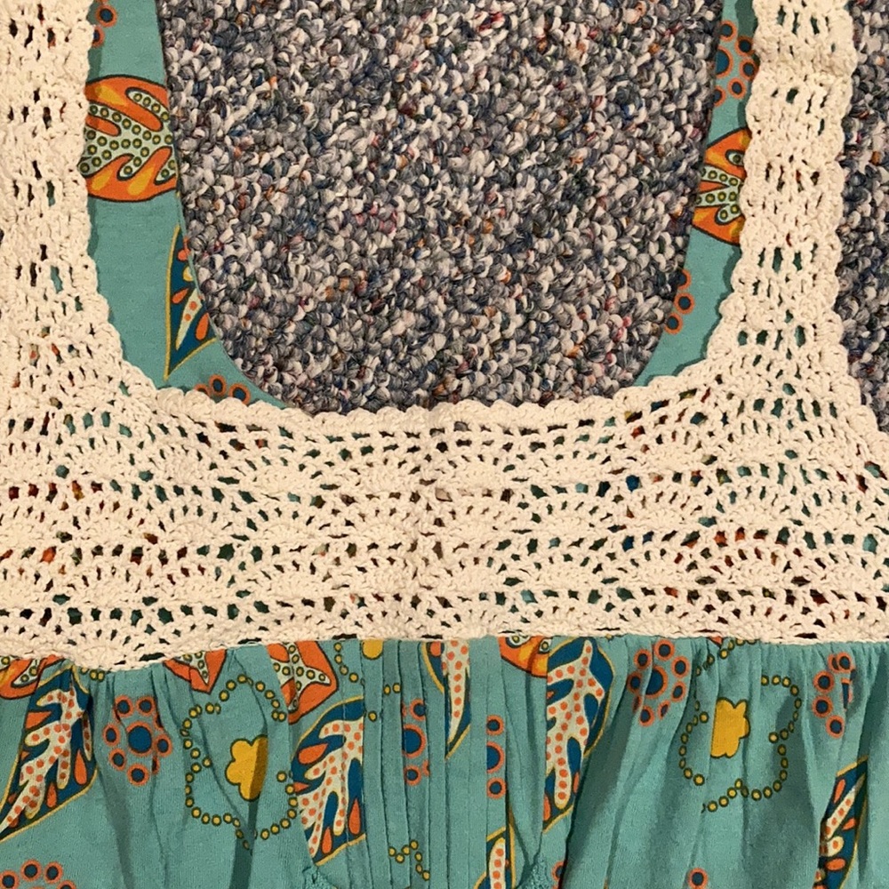 Decree Tank Top - Picture 2 of 4